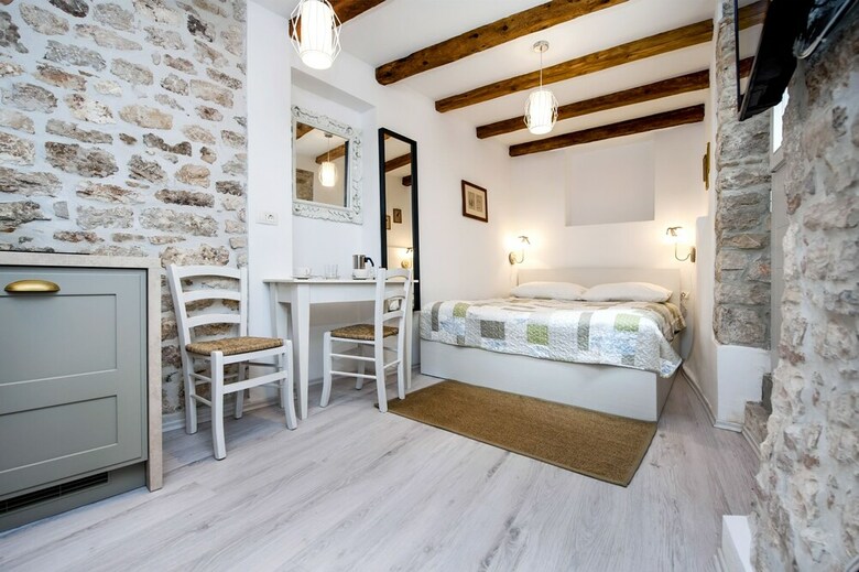 Apartment And Studio Ca 3 Vie