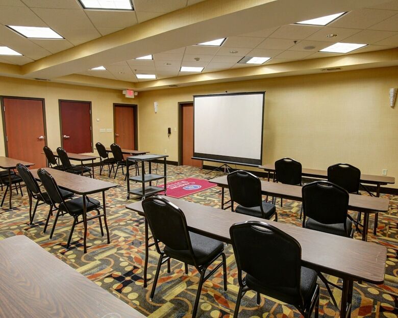 Hotel Comfort Suites Buda - Austin South