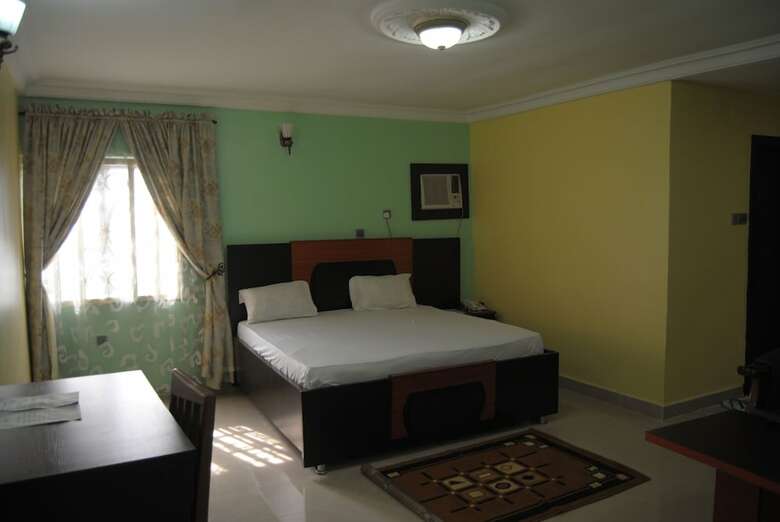 de Royal Legacy Hotel And Suites