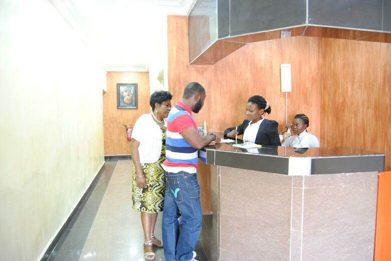 de Royal Legacy Hotel And Suites