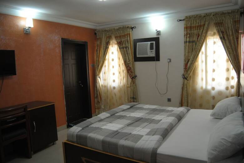 de Royal Legacy Hotel And Suites