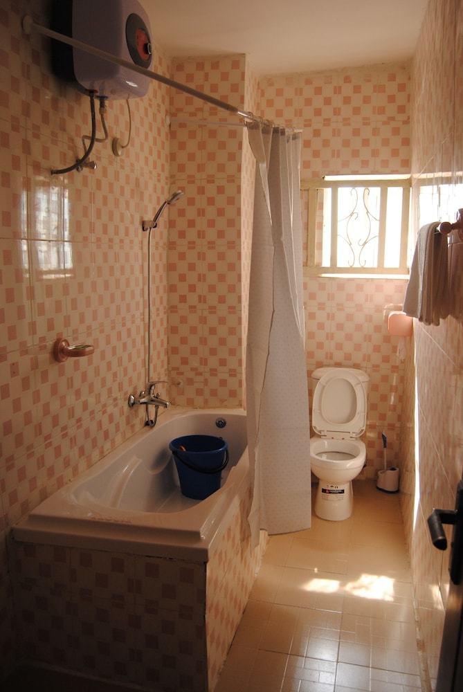de Royal Legacy Hotel And Suites