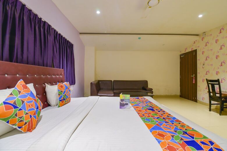 Fabhotel Pentagon Airport