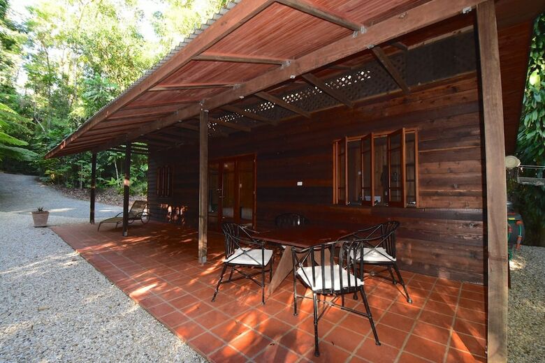 Cabana Daintree Cascades