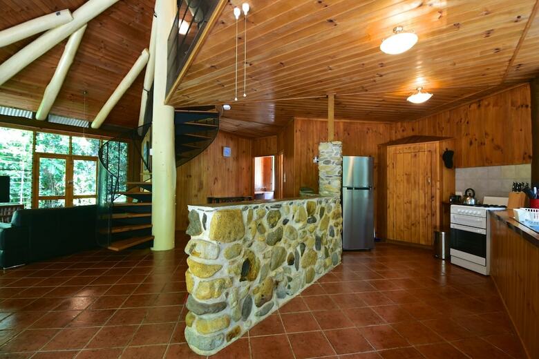 Cabana Daintree Cascades