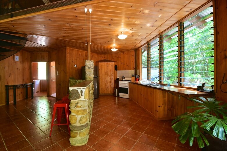 Cabana Daintree Cascades