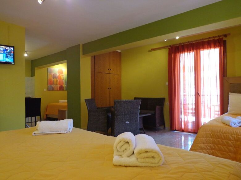Aparthotel Athina Studios