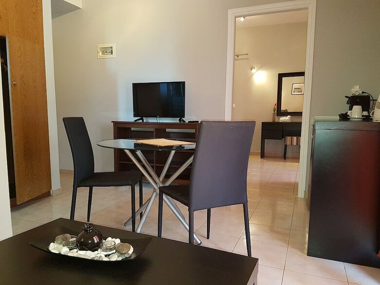 Aparthotel Athina Studios