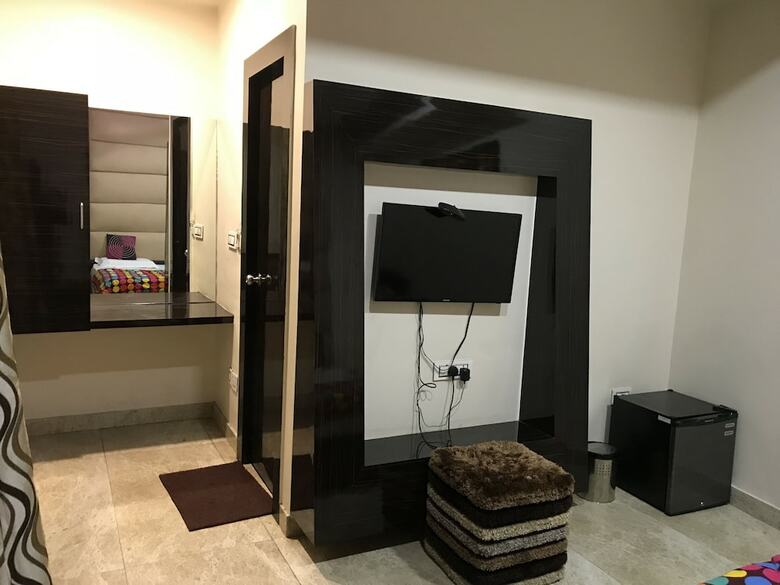 Hotel Samrat Gurgaon