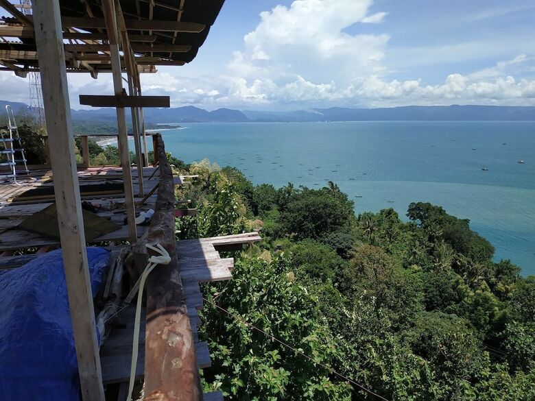 Hotel Karang Aji Beach Villa