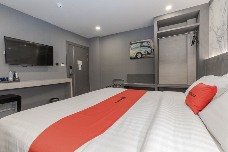 Hyde Park Hotel Bangkok