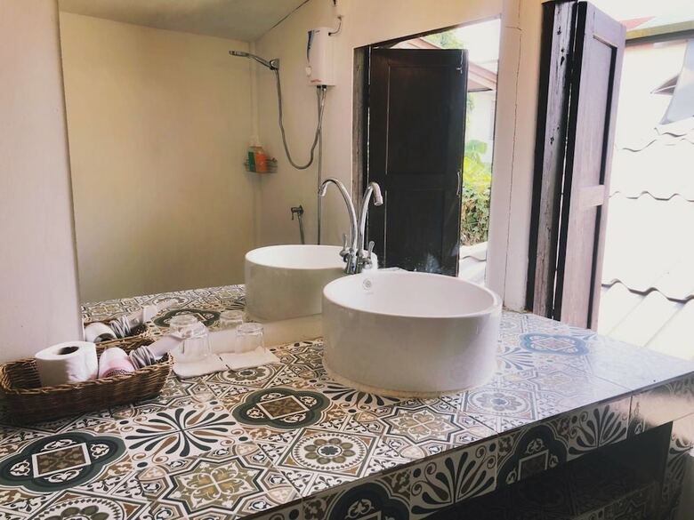 Hotel Baan Khun Krub