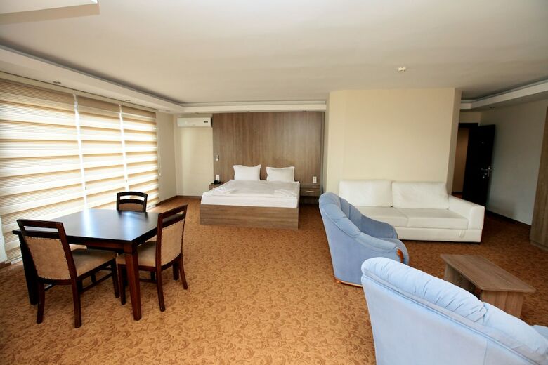 Ny World Hotel