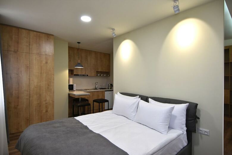 Gallery Apartment A