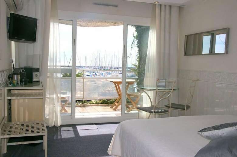 Hotel H�tel Azur Bord de Mer