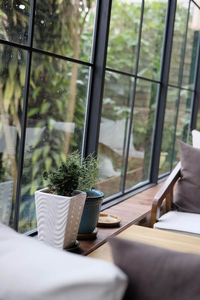 Hotel Vi-la Homestay Caf�
