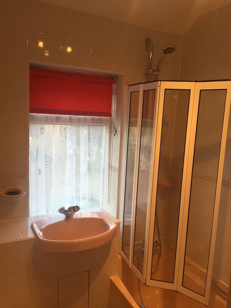Bed & Breakfast Splash Cottage