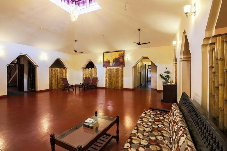 Royal Heritage Hotel & Ayurvedic Centre