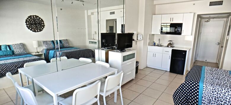 Apartamentos Beach Front Studio