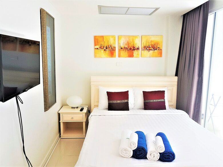 Sunset Plaza 3 Karon Beach By Phr
