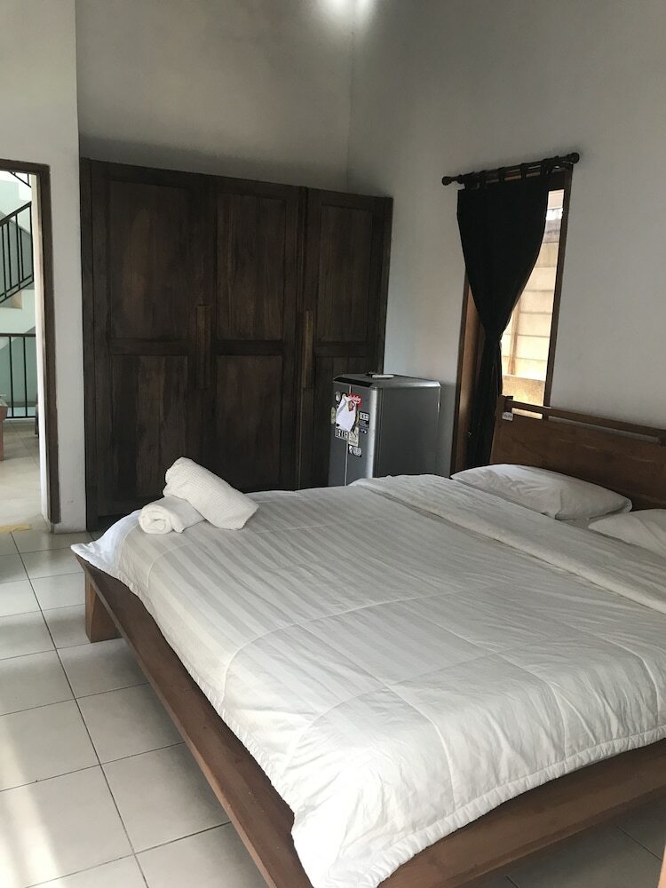 Hostal Canggu Surf Hostel