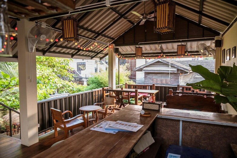 Hotel Jaidee Bamboo Huts