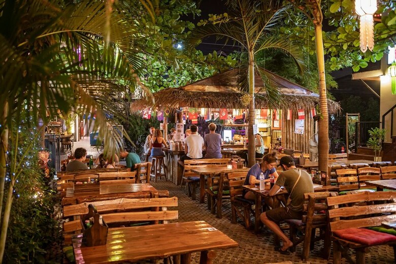 Hotel Jaidee Bamboo Huts