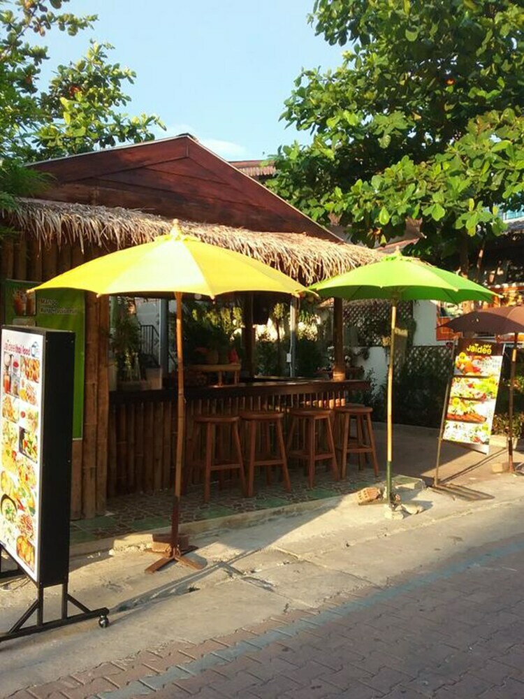 Hotel Jaidee Bamboo Huts