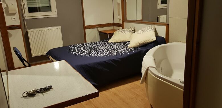 Hotel Eco Logis Bellevue Pyr�n�es