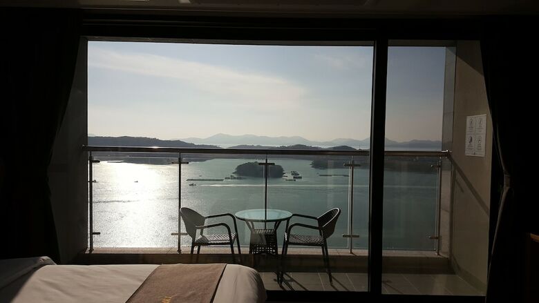Oceanhill Hotel