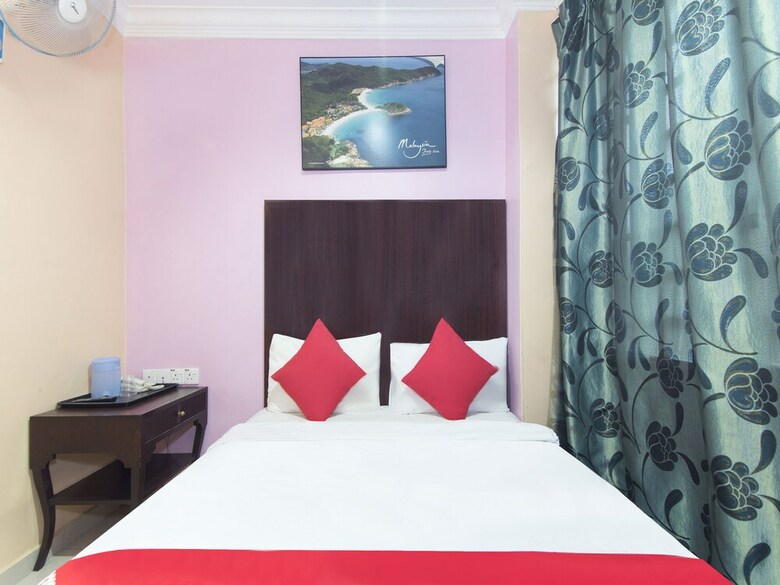 Oyo 425 Hotel Gs Inn