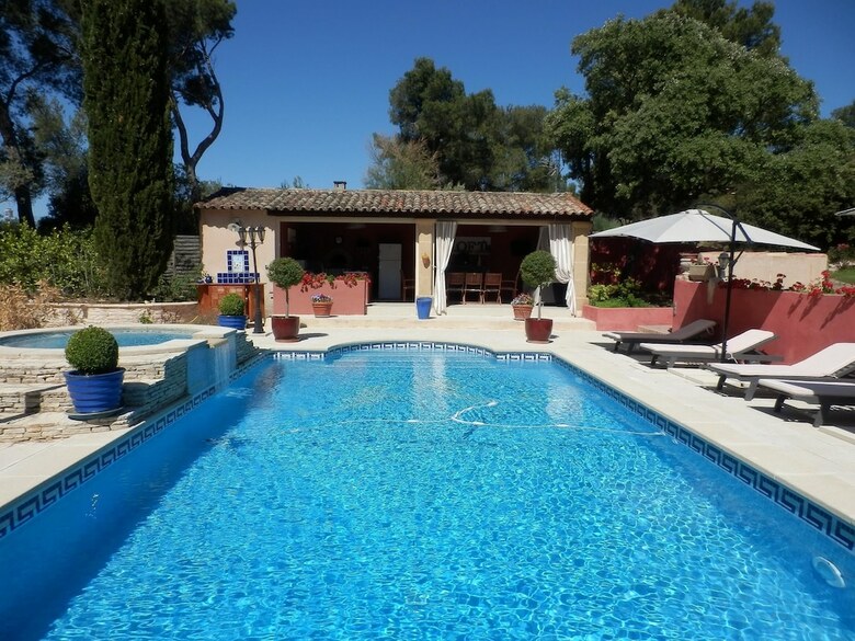 Bed & Breakfast Mas Les Vieux Chenes