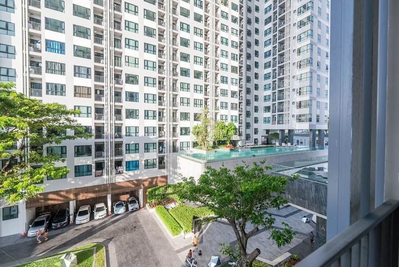 Apartamentos The Base Condo Pattaya By Supee
