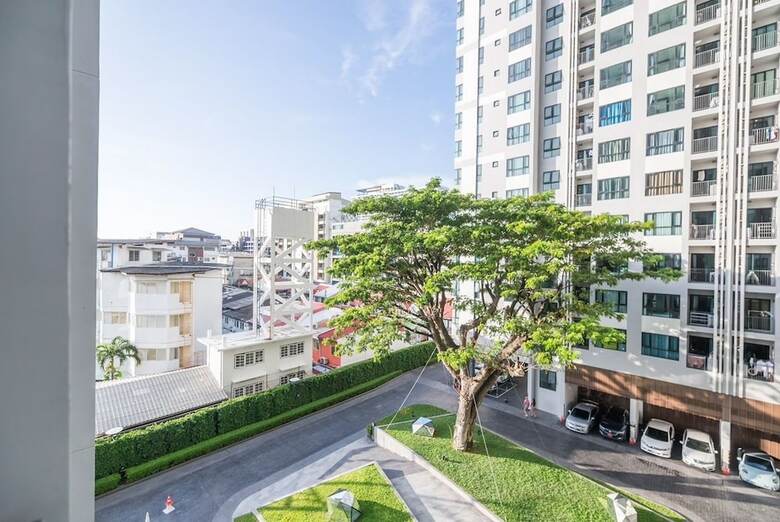 Apartamentos The Base Condo Pattaya By Supee
