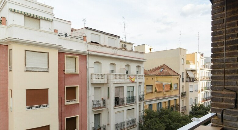 Apartamentos Charming Arg�elles