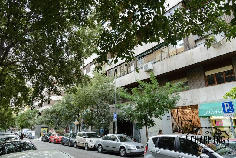 Apartamentos Charming Arg�elles