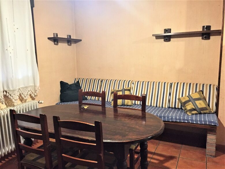 Apartamentos Fuente de Gamell�n