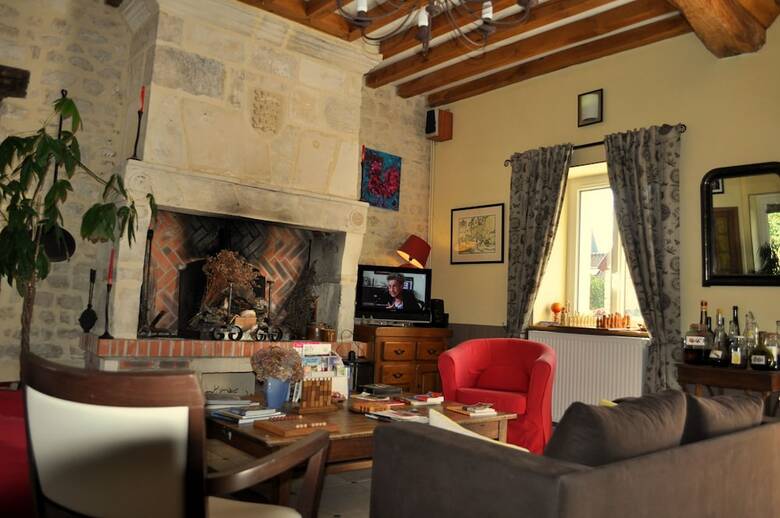 Hotel Le Bourg D'aunou