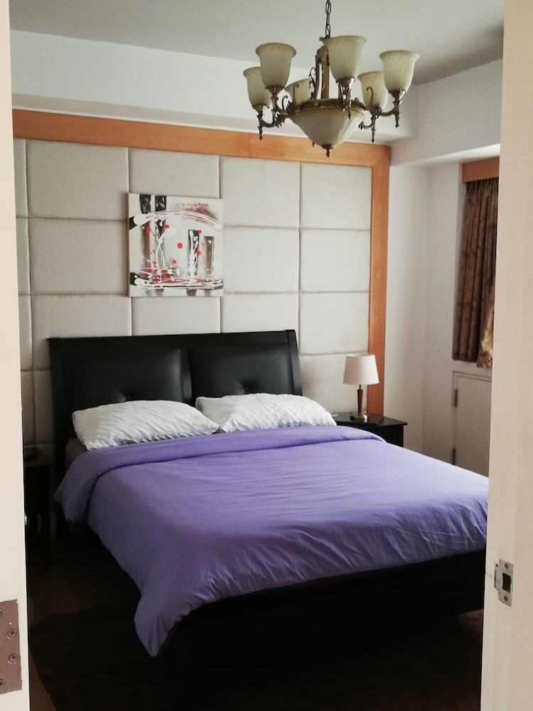 Grand Cenia Condo Residences