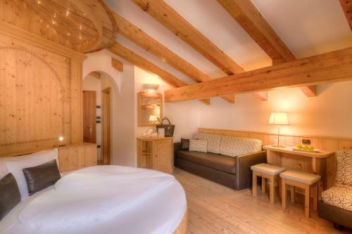 Hotel Madonnina Soraga Resort & Wellness
