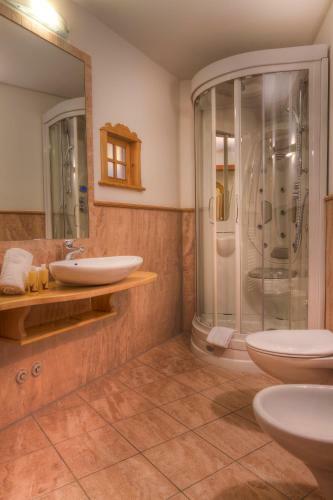 Hotel Madonnina Soraga Resort & Wellness