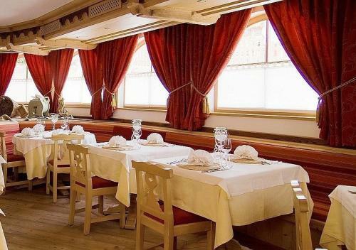 Hotel Madonnina Soraga Resort & Wellness