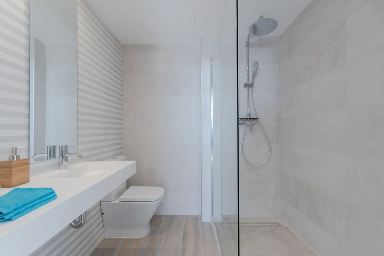 First Line Apartment