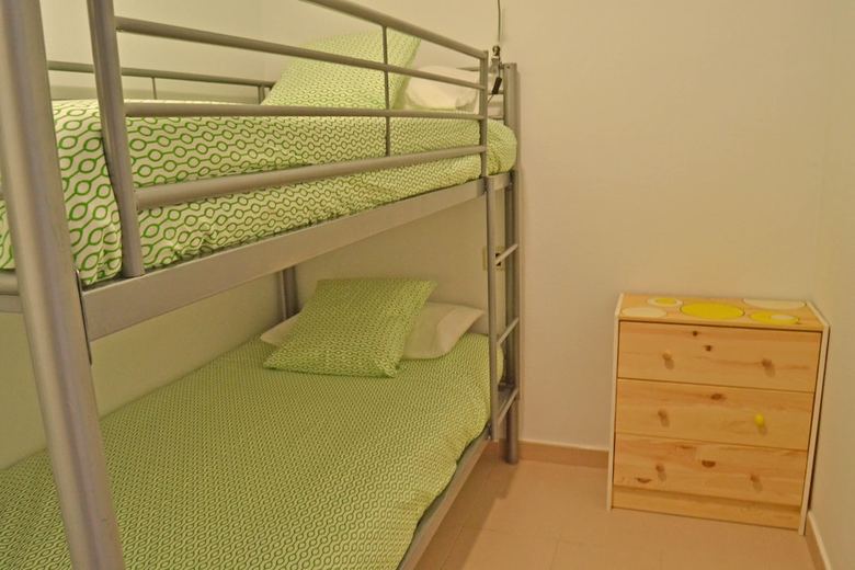 Apartamentos El M�dano, 3 Bedrooms, Pool, Balcony And Parking
