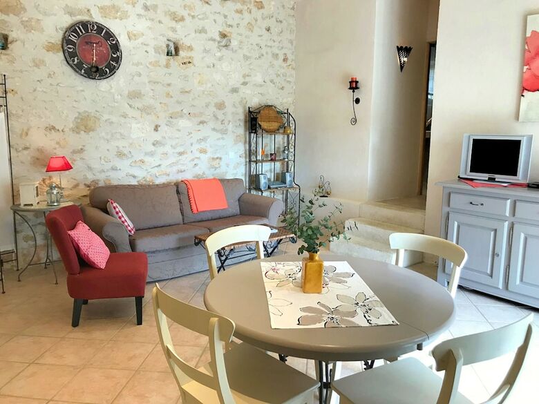 2 G�tes 1 Chambre, Pr�s de Cahors, Piscine, Wifi