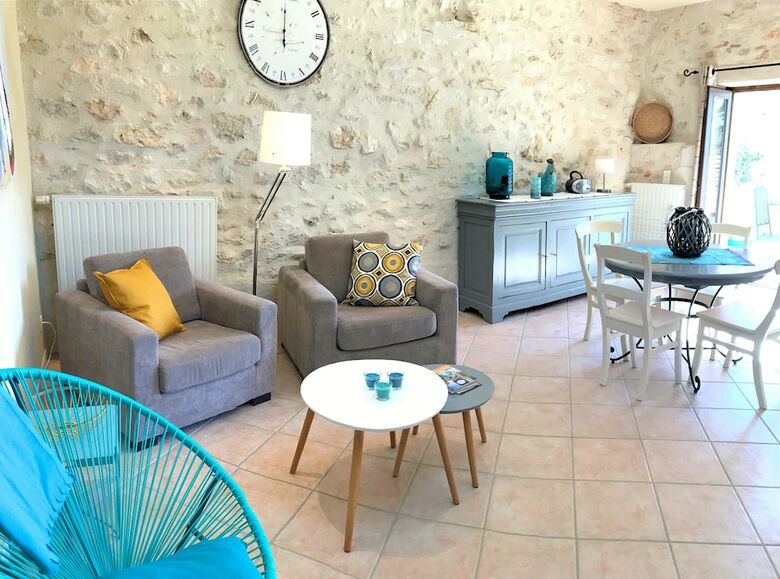 2 G�tes 1 Chambre, Pr�s de Cahors, Piscine, Wifi