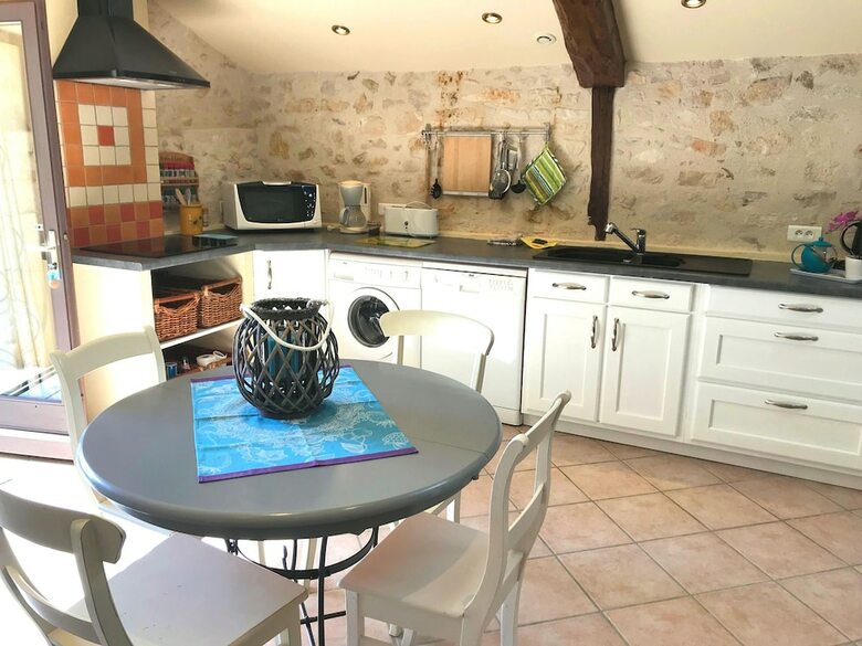 2 G�tes 1 Chambre, Pr�s de Cahors, Piscine, Wifi