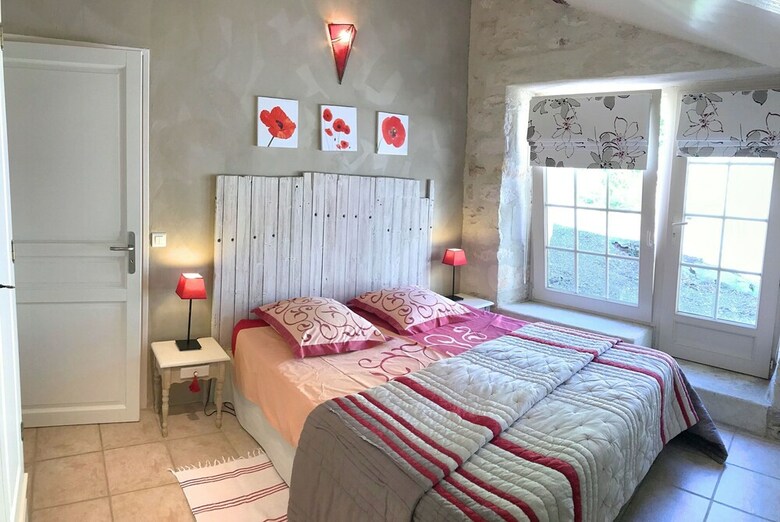2 G�tes 1 Chambre, Pr�s de Cahors, Piscine, Wifi