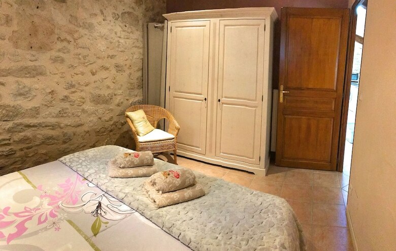 2 G�tes 1 Chambre, Pr�s de Cahors, Piscine, Wifi