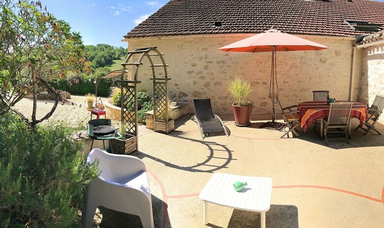 2 G�tes 1 Chambre, Pr�s de Cahors, Piscine, Wifi